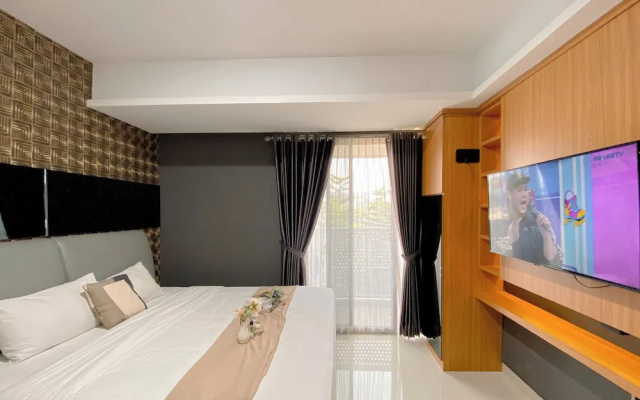 Homey And Cozy Living Studio At West Vista Apartment – Guest Rooms – Jakarta