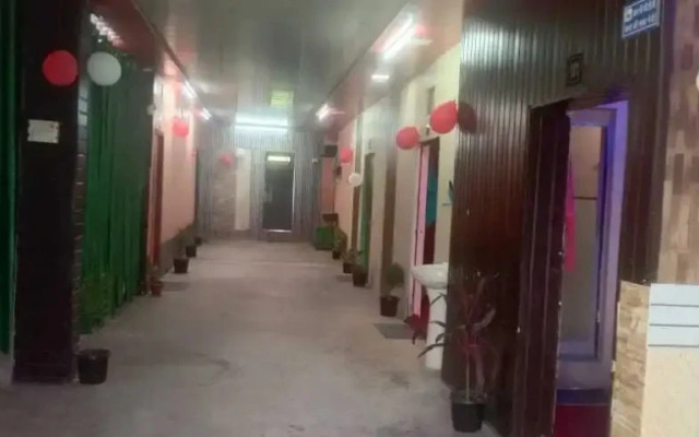 OYO 92428 New Green Hotel