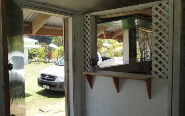 Tailua Beach Fale
