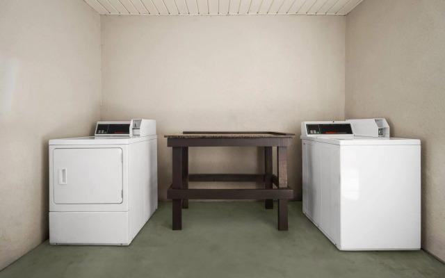 Days Inn by Wyndham Augusta Wheeler Road