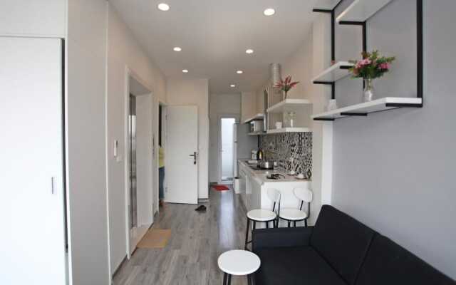 Hanoi Home 2 - Lake view Apartment
