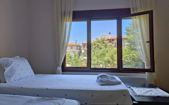 Voula Kourbeti Apartments