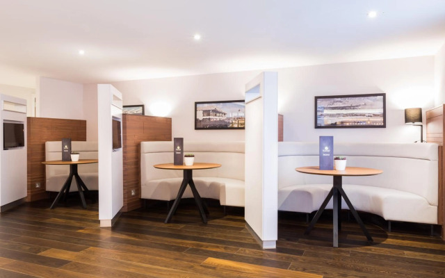 Courtyard by Marriott Glasgow Airport