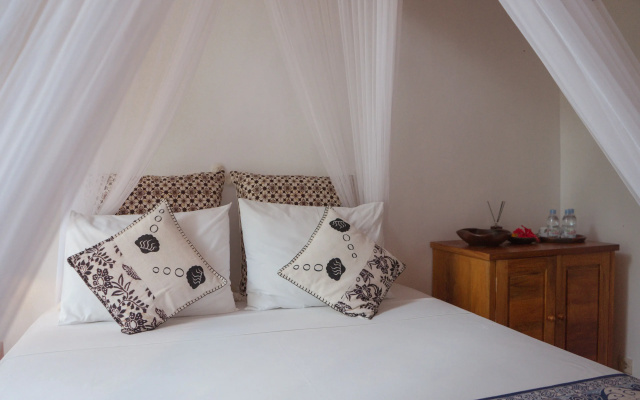 Lagoona Beach Bungalows