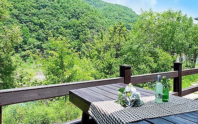 Gyeongju Wood Morning Pension