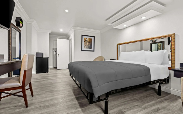 Rodeway Inn