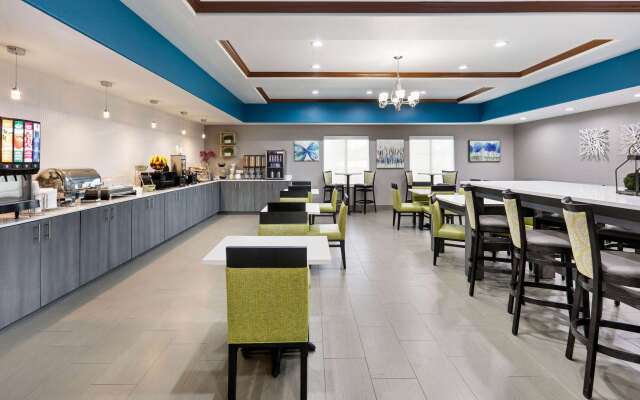 La Quinta Inn & Suites by Wyndham Sulphur Springs