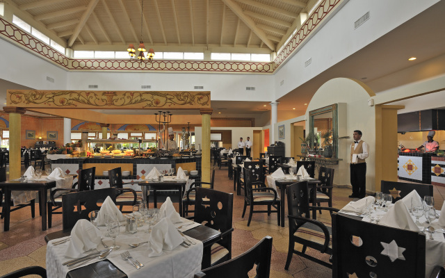 Melia Cayo Santa Maria