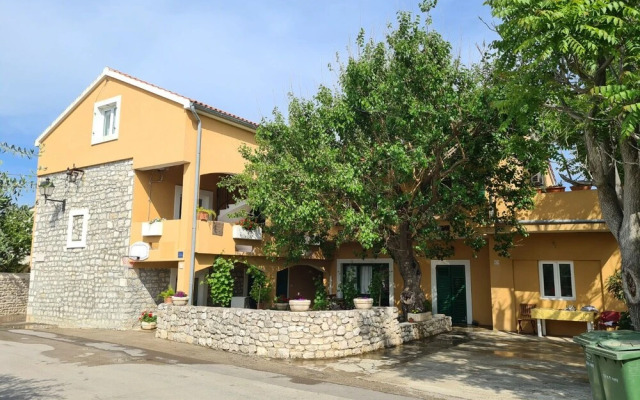 Stosa - With Parking - A1