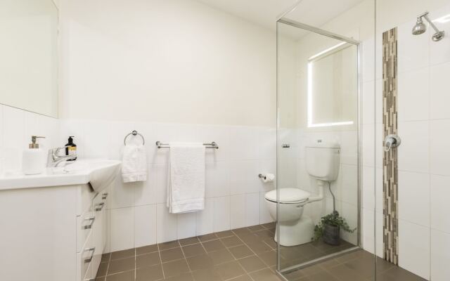 2 Bedroom with Parking Near Central Cessnock