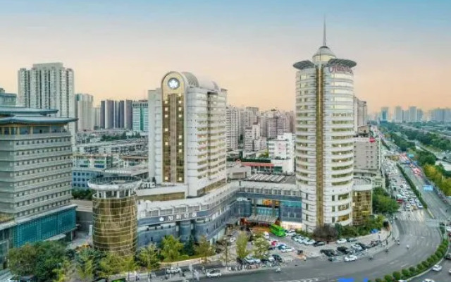 Xufeng Light Residence Hotel