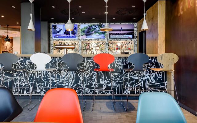 B&B HOTEL Wuppertal-City