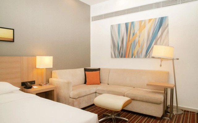 Hyatt Place Shenzhen Airport