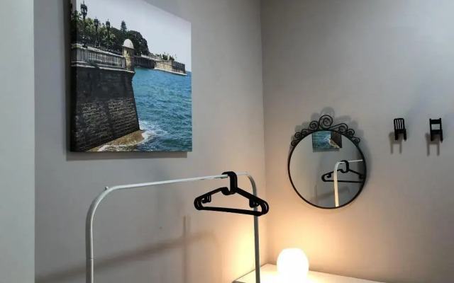 Apodaca Rooms