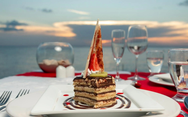 Cozumel Hotel & Resort, Trademark Collection by Wyndham