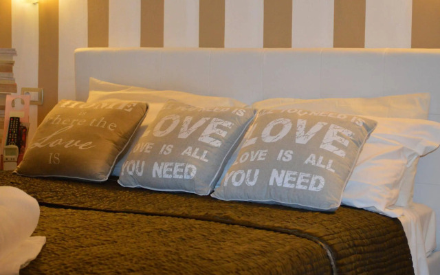 "Here" Mini Loft Alghero (Adults Only)