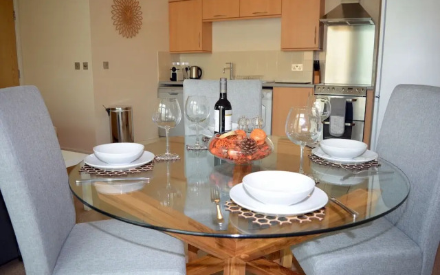 Brightleap Apartments - Silbury View