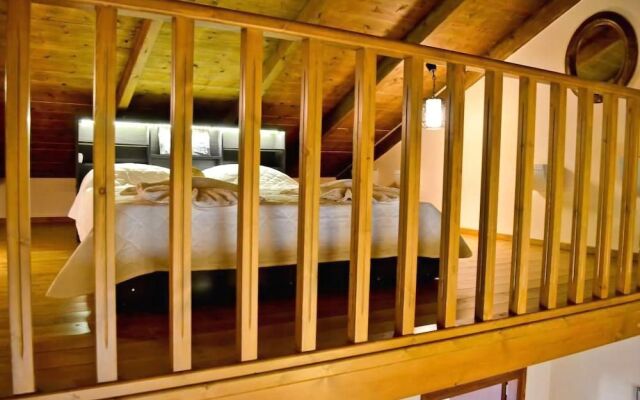 Asikiko Suites