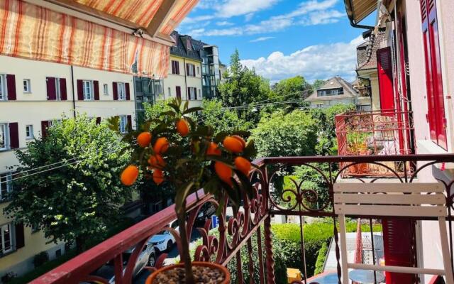 A deux pas du lac Leman ( Ouchy) joli appartement