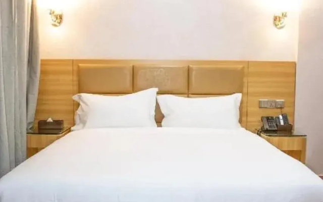 Sami Hotel