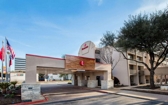 Ramada by Wyndham Austin South