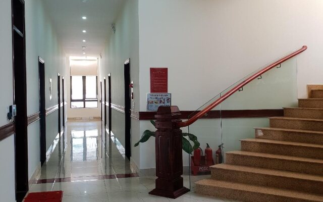 Phu Cuong Beach Hotel