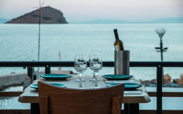 Kiani Akti Hotel