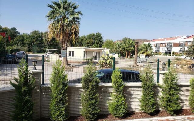 Lovely 2 Rooms Apartment With Pool and Air Con