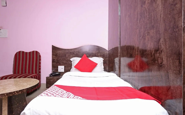 Hotel Benjamin by OYO Rooms