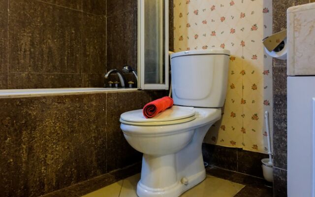 Spacious 2BR Park Royale Apartment