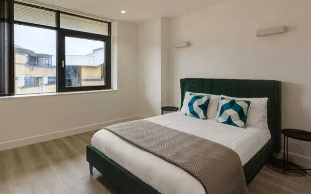 Charles Hope Apartments - Brentford