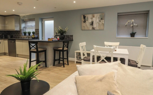 The Bungalow at 46 Church St