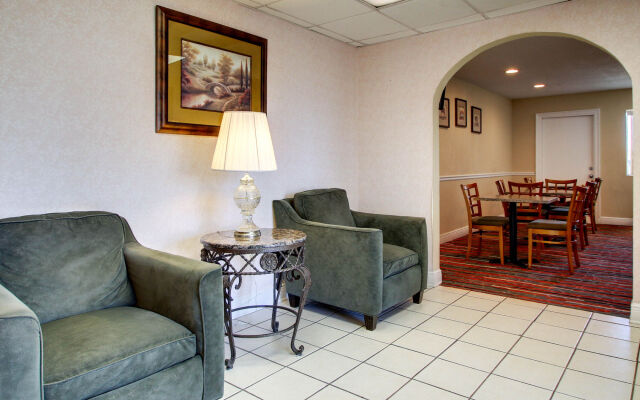 Econo Lodge Meridian