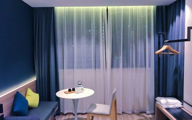 Shanghai Little Lujiazui Qingju Homestay