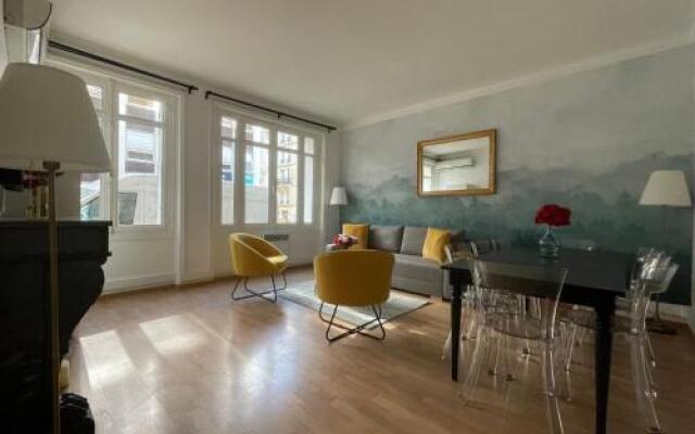 Cosy 2 Bedroom 2 Bathroom- Parc Monceau