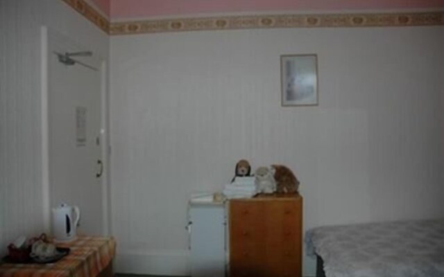 Eglinton Guest House
