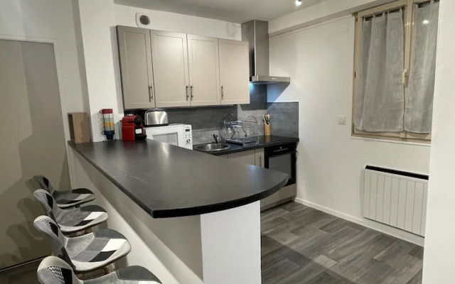 Apartment in Yvre-l'eveque Near Le Mans Circuit