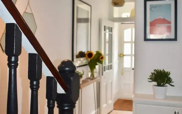 Beautiful 3 Bedroom Hove Townhouse With Garden
