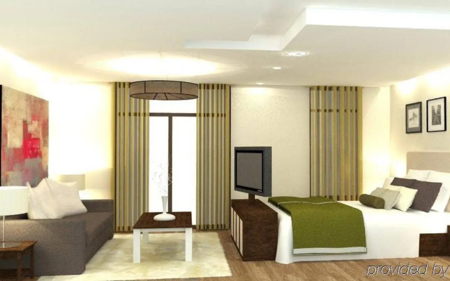 Mondrian Suites Berlin Checkpoint Charlie