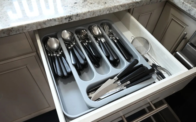 33 Executive Home A C Airport