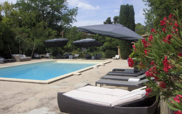 Hôtellerie du Domaine de Cabasse