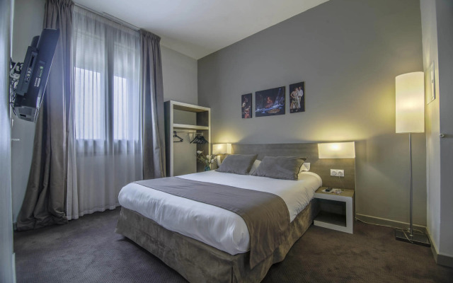 Kyriad Orange Centre