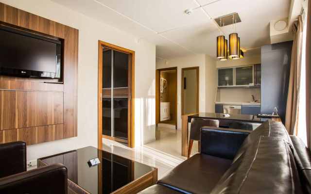 SuperStay Hotel