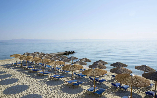 Ammon Zeus Luxury Beach Hotel
