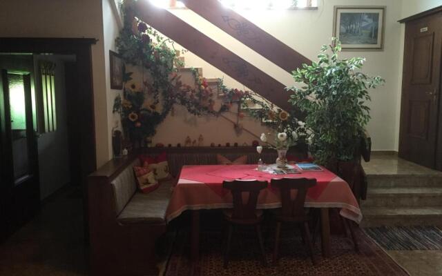 Pension Wieser "Baschtlmai"