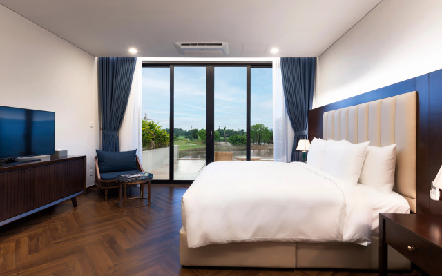 Wyndham Sky Lake Resort and Villas