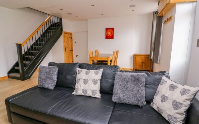 1 Poplar Terrace