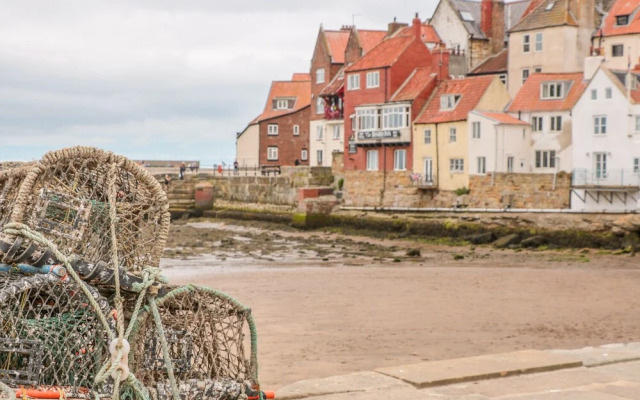 Whitby Sands