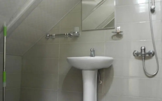 Nia Guest House
