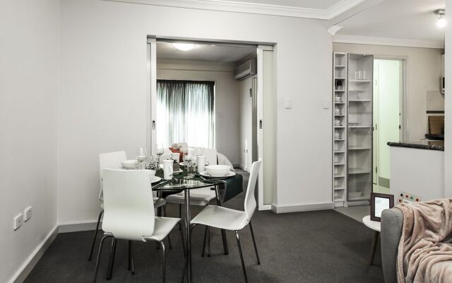 Sky Gardens Sunset River View Netflix Wine Parking